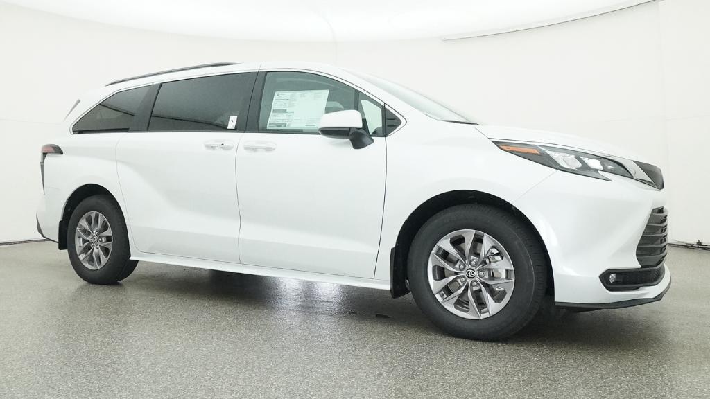 New 2026 Toyota Sienna XLE Van Passenger Van