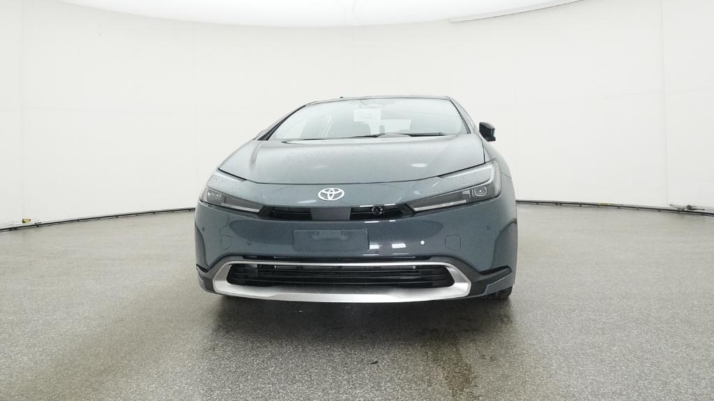 2026 Toyota Prius Plug-in Hybrid SE - Photo 18