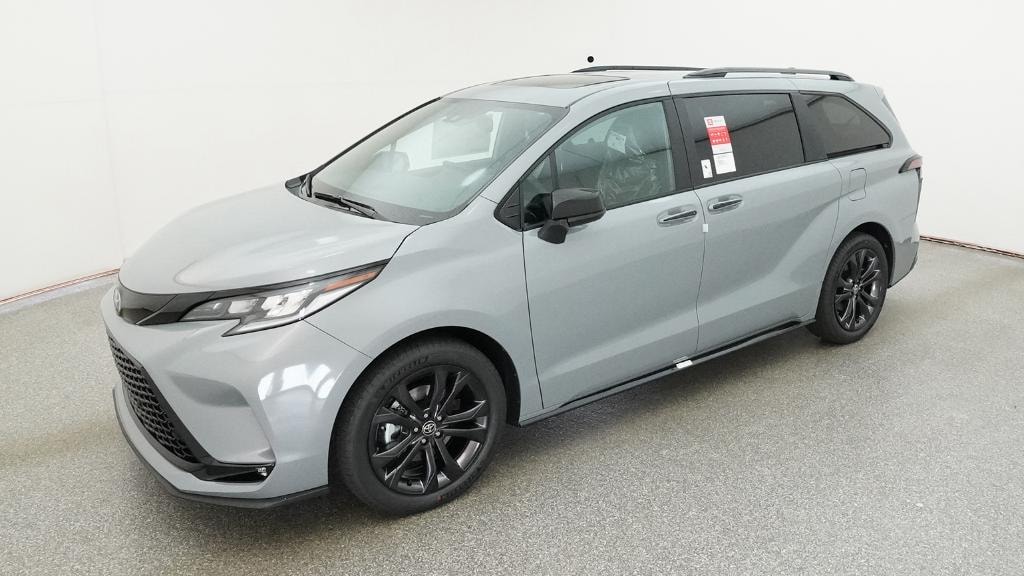 New 2026 Toyota Sienna XSE 7 PASSENGER