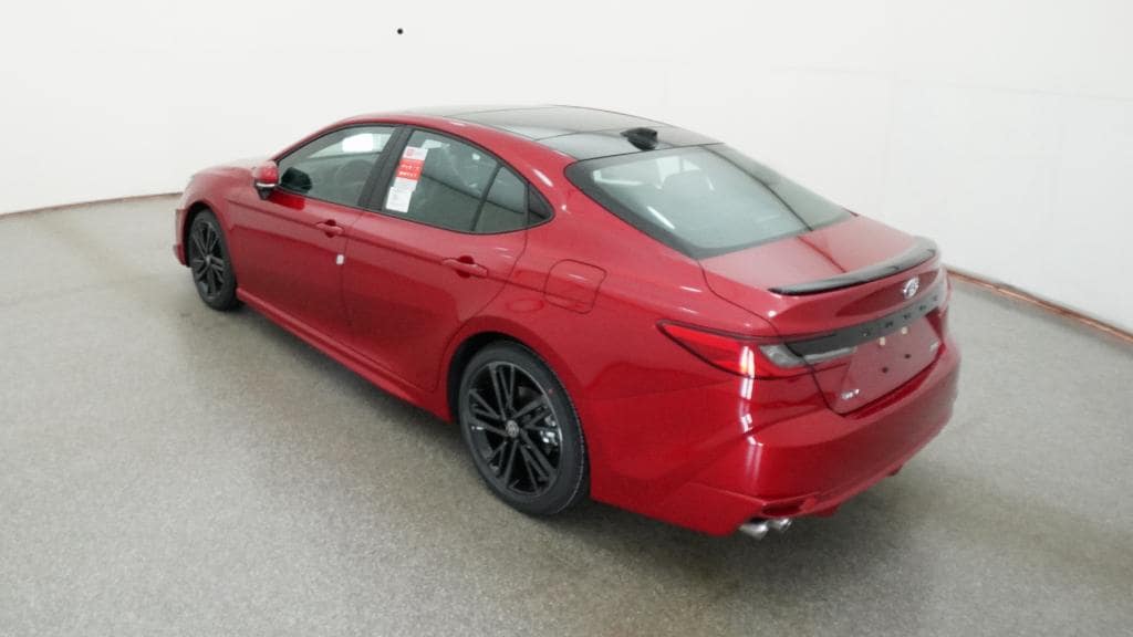 2026 Toyota Camry XSE - Photo 17