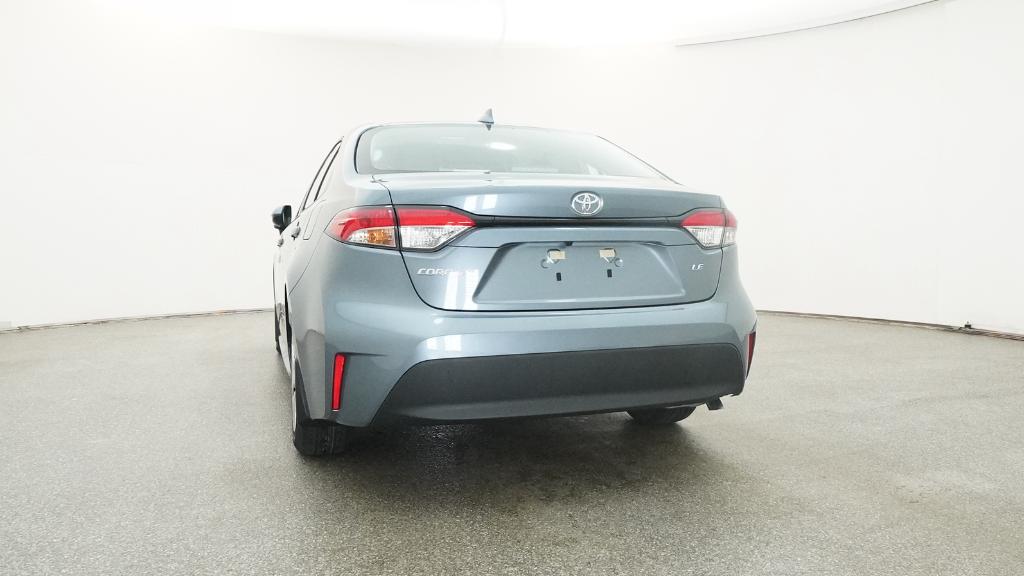 2026 Toyota Corolla LE photo 4