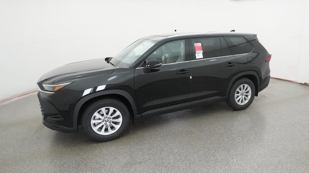 2026 Toyota Grand Highlander XLE photo 3