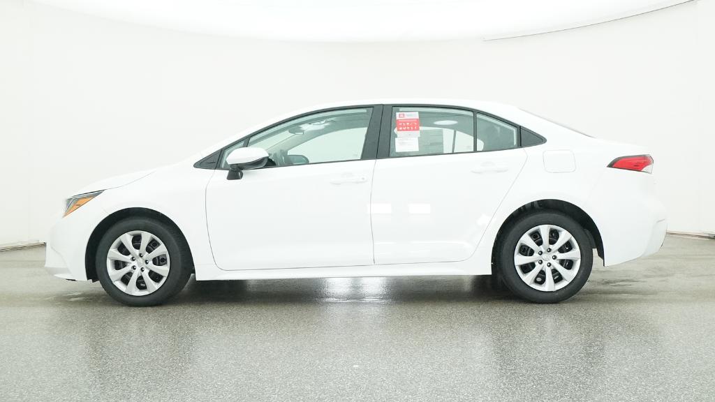 2026 Toyota Corolla LE photo 13