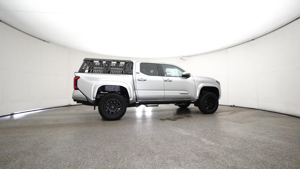 2025 Toyota Tacoma SR5 - Photo 35