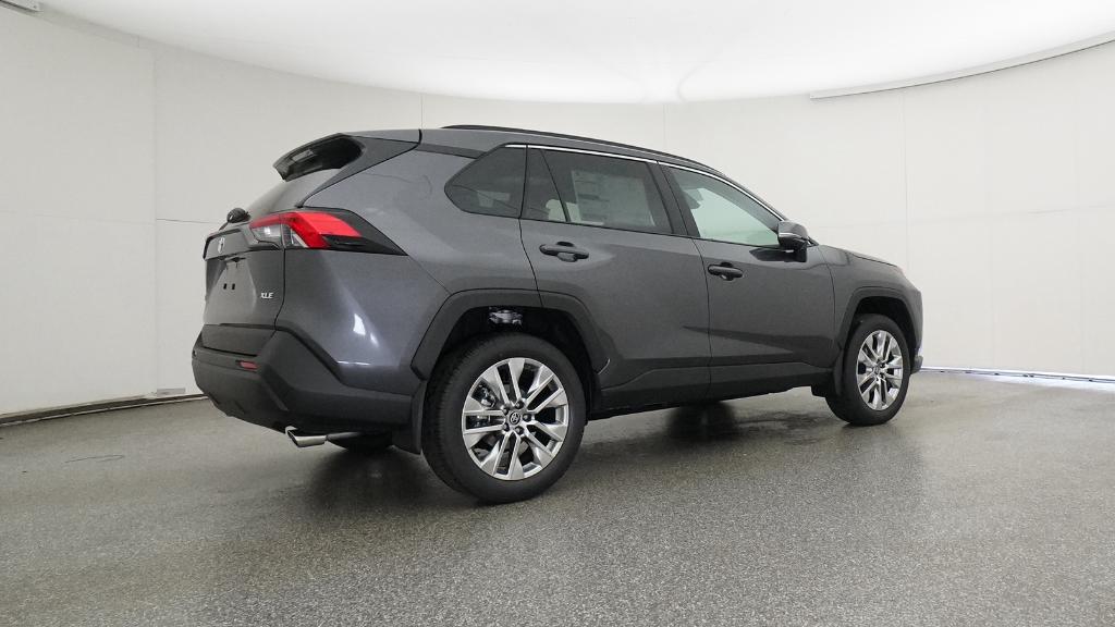 2025 Toyota RAV4 XLE Premium photo 3