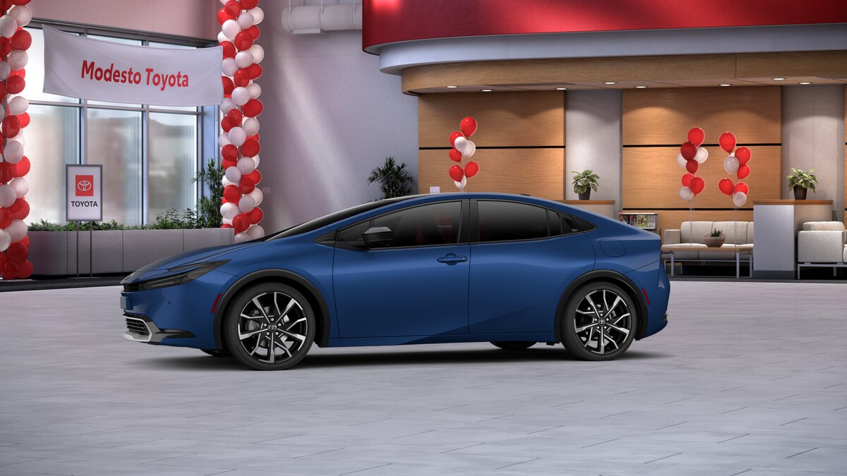 2026 Toyota Prius Plug-in Hybrid XSE Premium - Photo 32