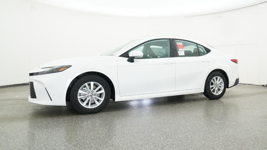 2026 Toyota Camry LE photo 3