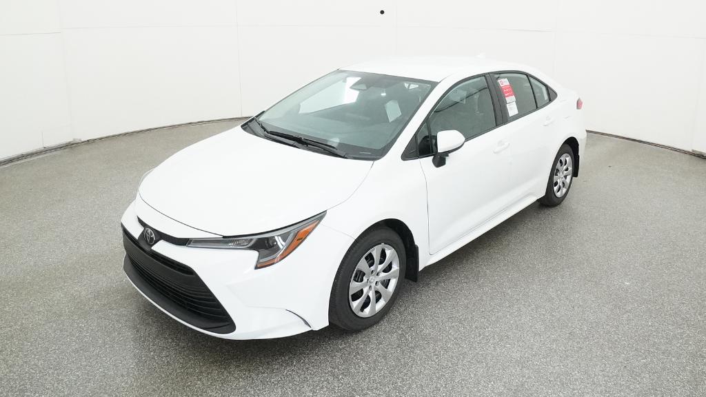 2026 Toyota Corolla LE's photo