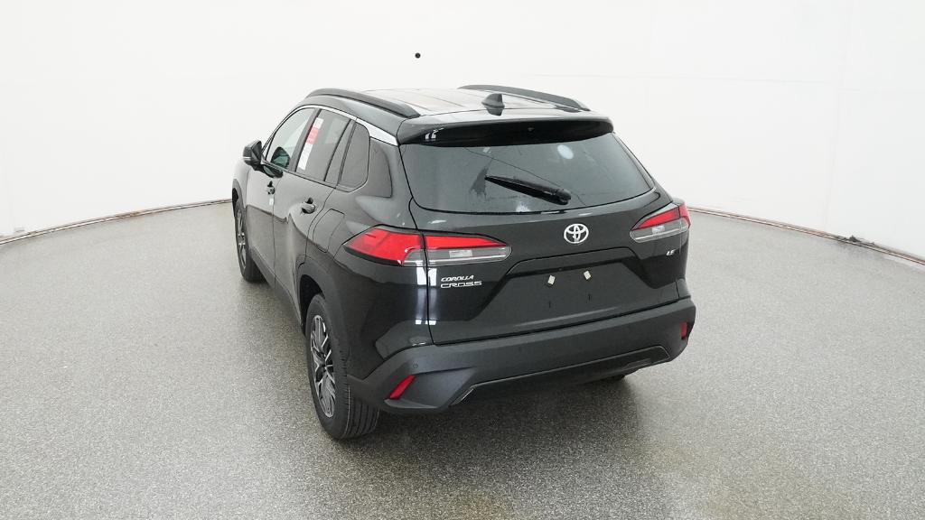 2026 Toyota Corolla Cross XLE photo 2