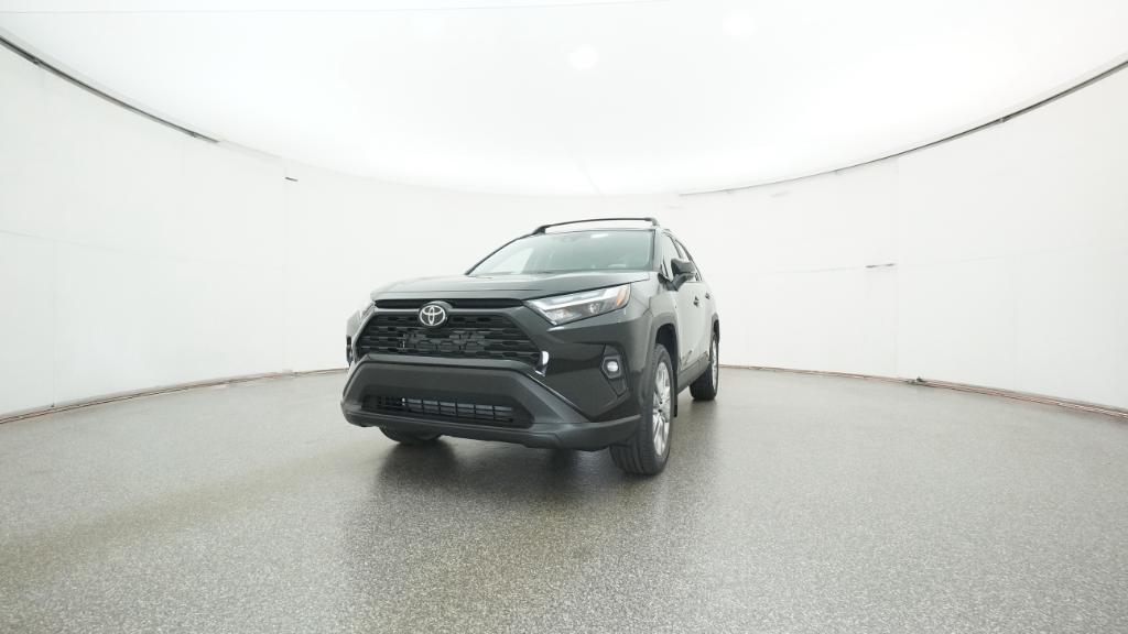 2025 Toyota RAV4 XLE Premium photo 2