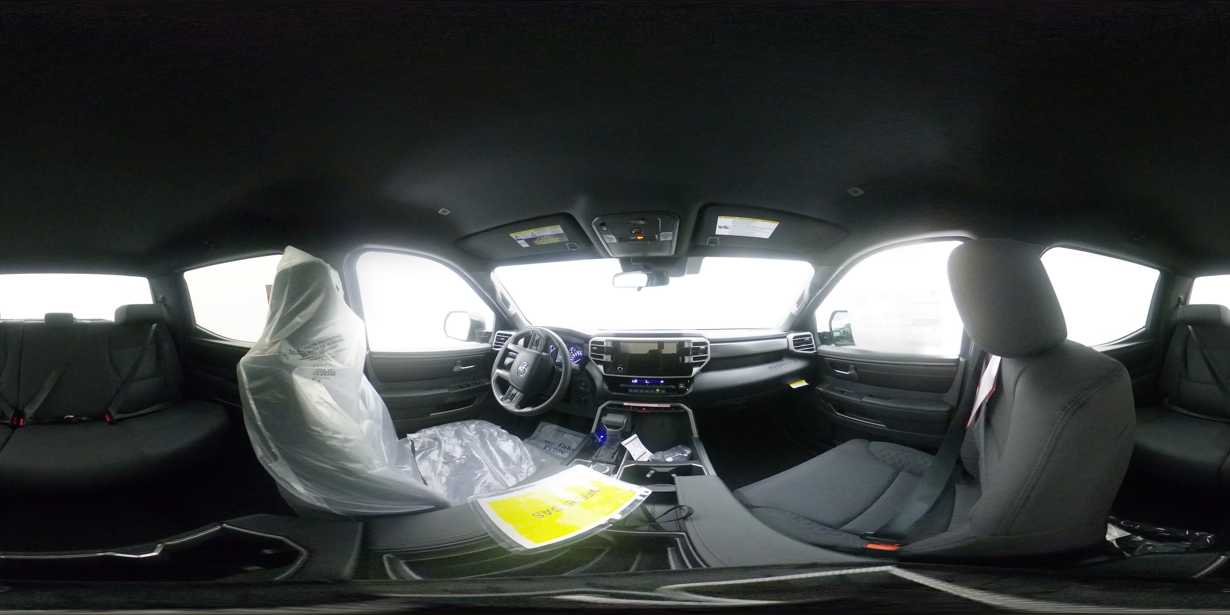 2025 Toyota Tundra SR5 - Photo 33