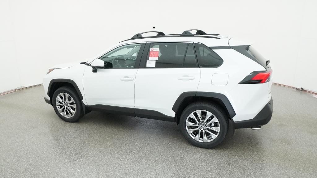 2025 Toyota RAV4 XLE Premium photo 4