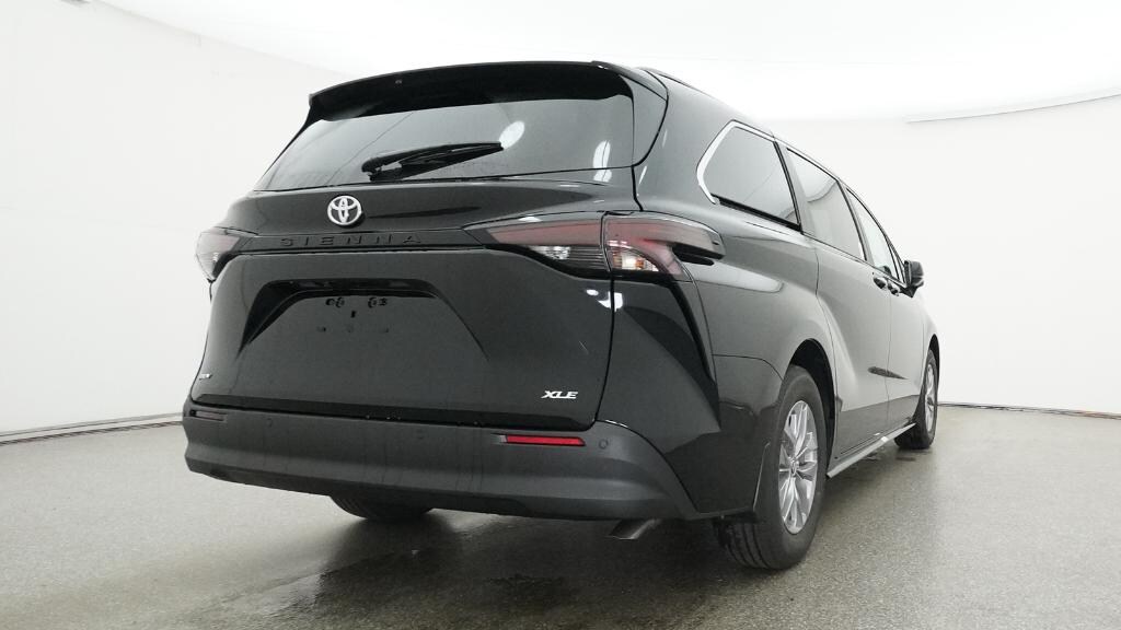 New 2026 Toyota Sienna XLE Van Passenger Van