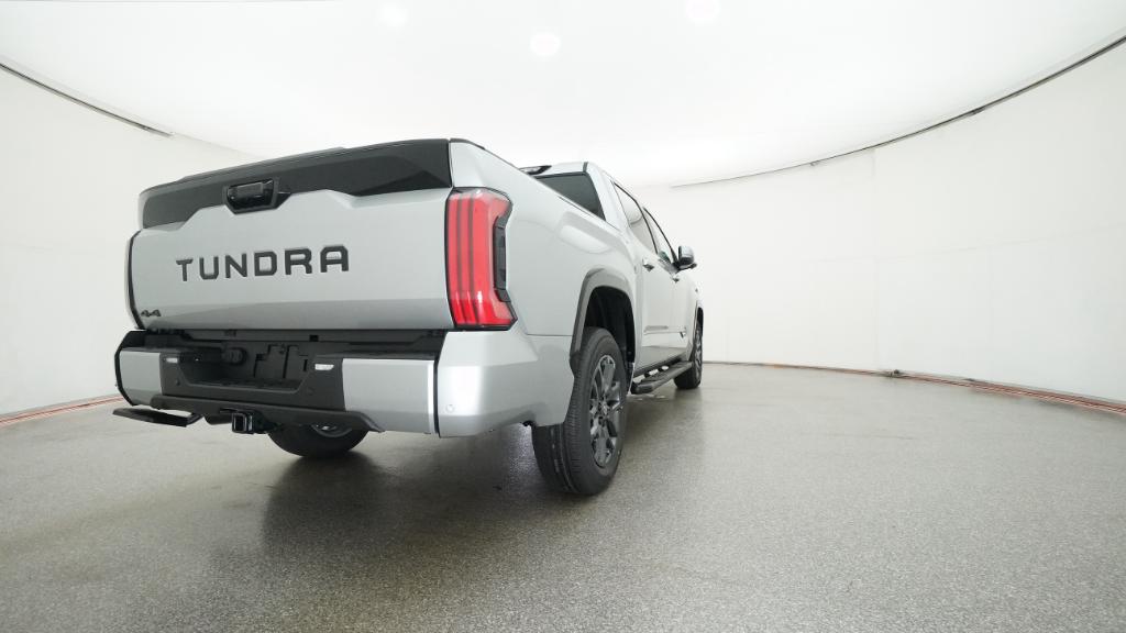 2026 Toyota Tundra Platinum CrewMax photo 4