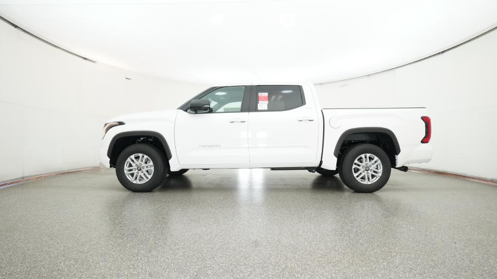 2026 Toyota Tundra SR5 CrewMax photo 2