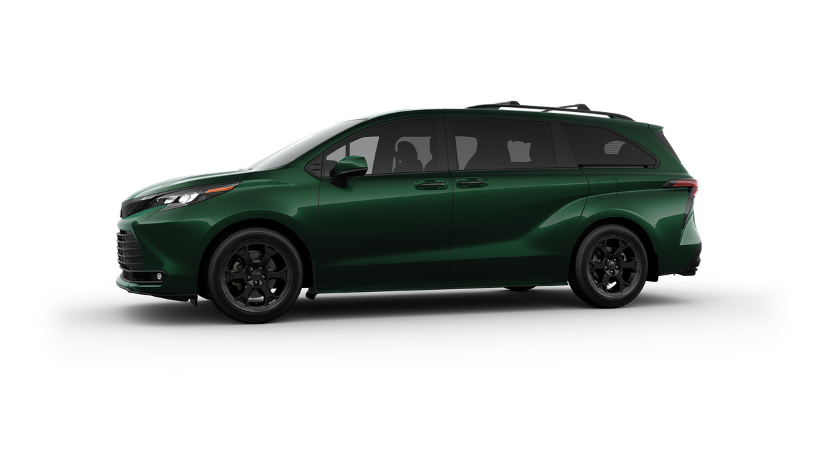 2025 Toyota Sienna Woodland Edition photo 4