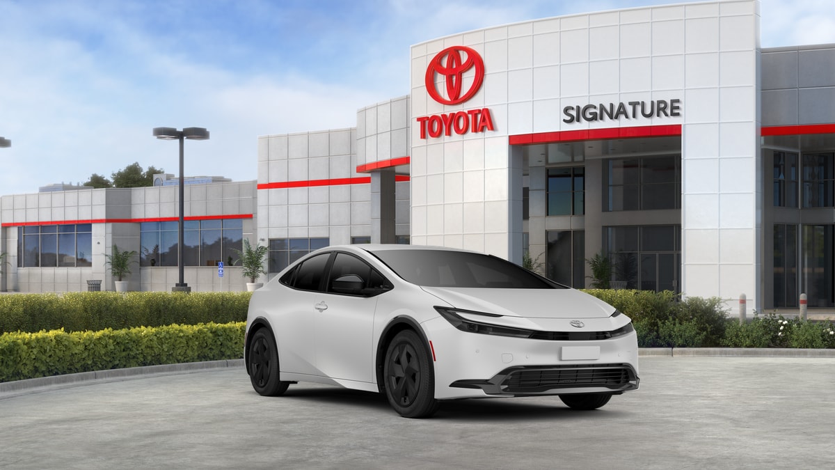 2026 Toyota Prius LE - Photo 15