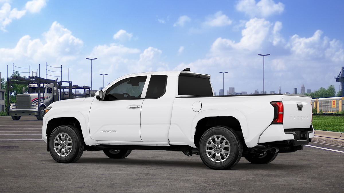 2026 Toyota Tacoma SR5 - Photo 5