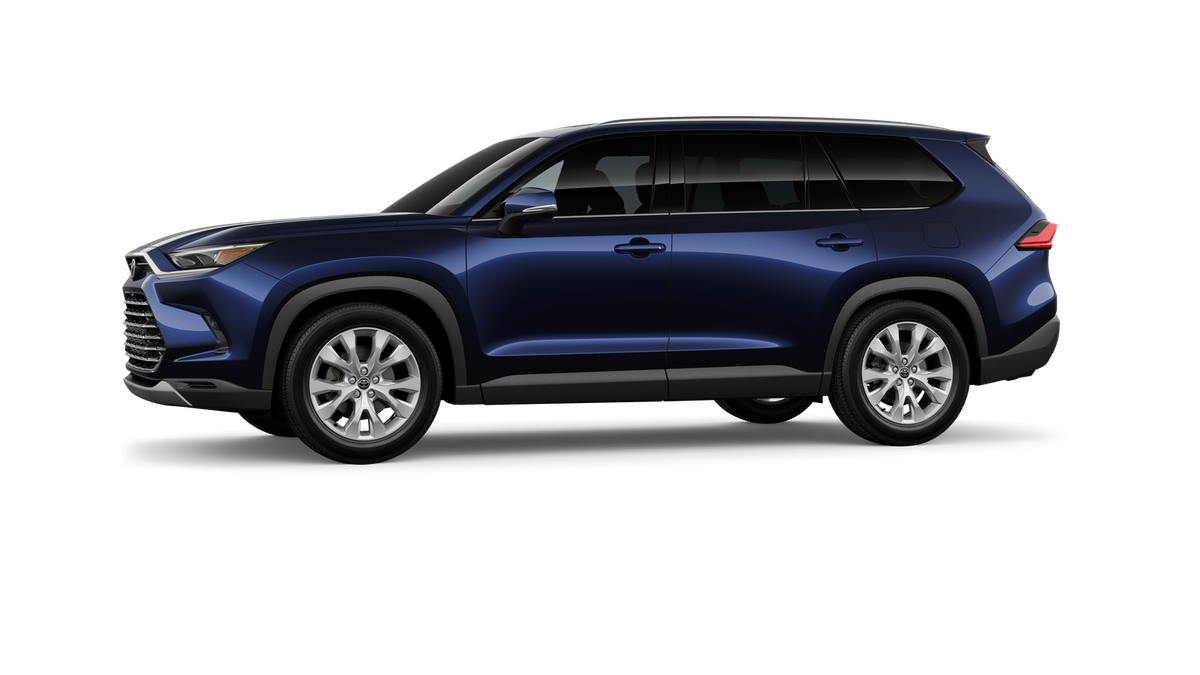 2026 Toyota Highlander Hybrid Limited photo 4