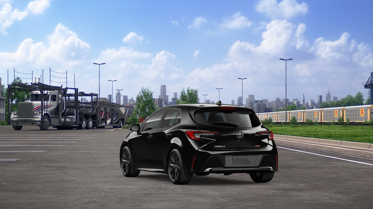 2026 Toyota Corolla Hatchback XSE - Photo 7