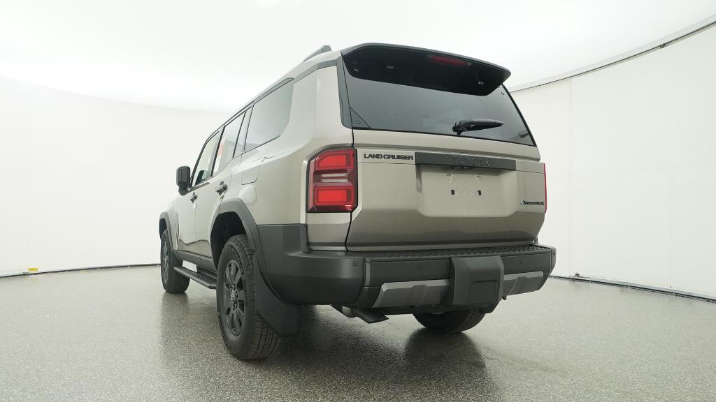 2026 Toyota Land Cruiser photo 4