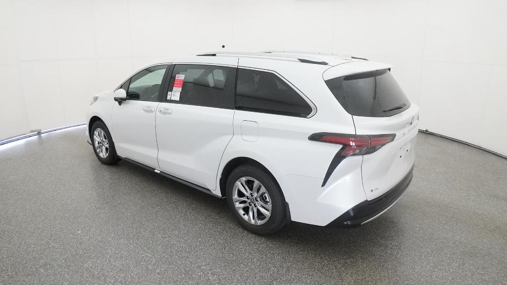 2025 Toyota Sienna Limited photo 2