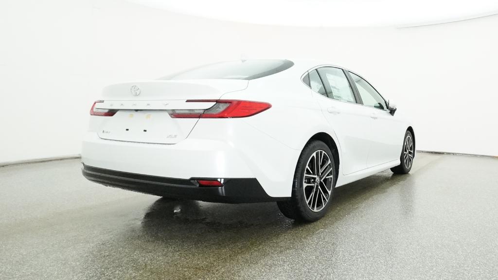2026 Toyota Camry XLE photo 4