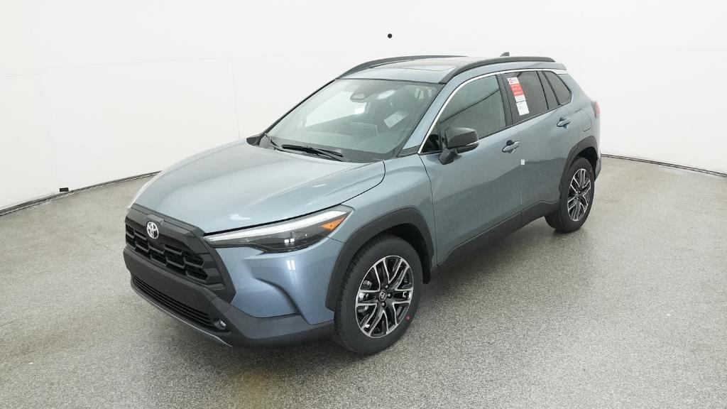 2026 Toyota Corolla Cross XLE's photo