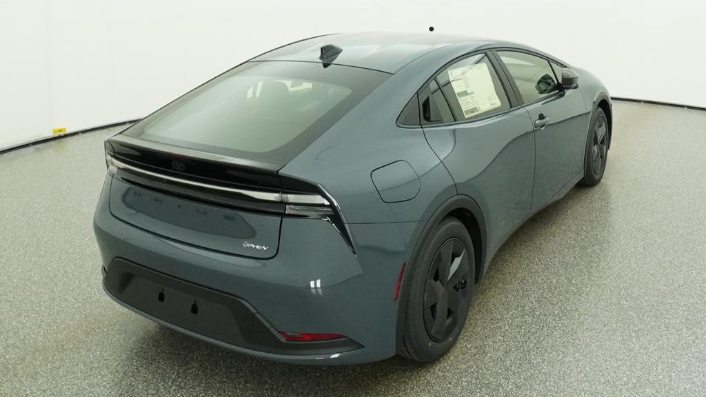 2026 Toyota Prius Plug-in Hybrid SE - Photo 47