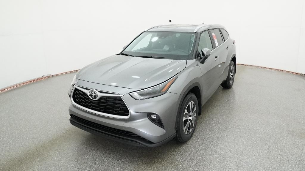 New 2026 Toyota Highlander XLE SUV