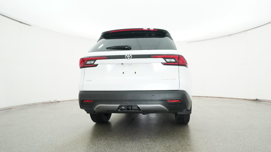 2026 Toyota Grand Highlander Platinum photo 3