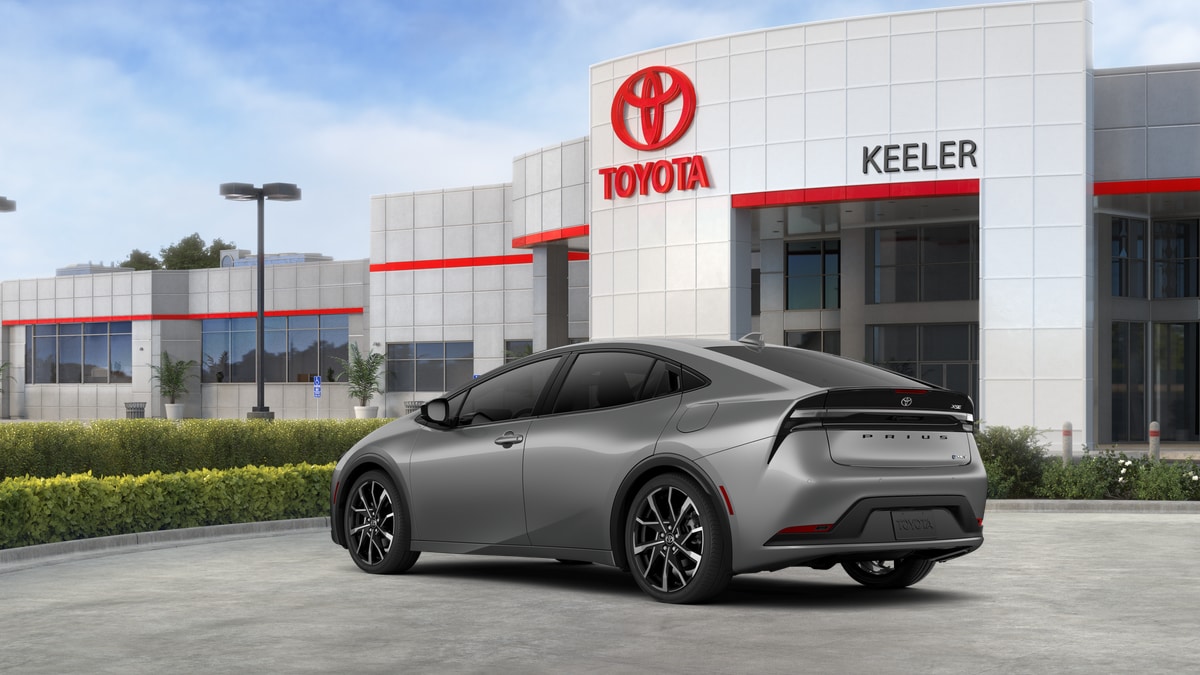 2026 Toyota Prius Plug-in Hybrid XSE - Photo 6