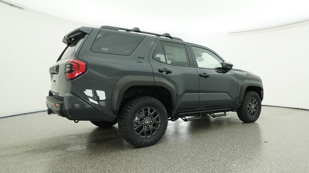 2025 Toyota 4Runner SR5 photo 3