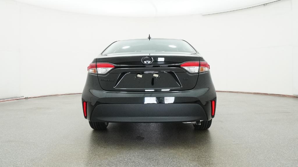 2026 Toyota Corolla LE photo 4