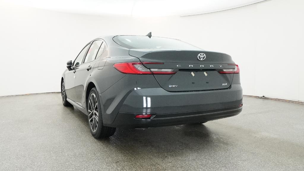 2026 Toyota Camry XLE photo 2