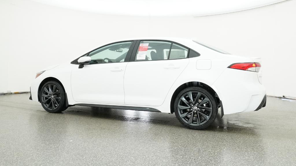 2026 Toyota Corolla SE photo 2