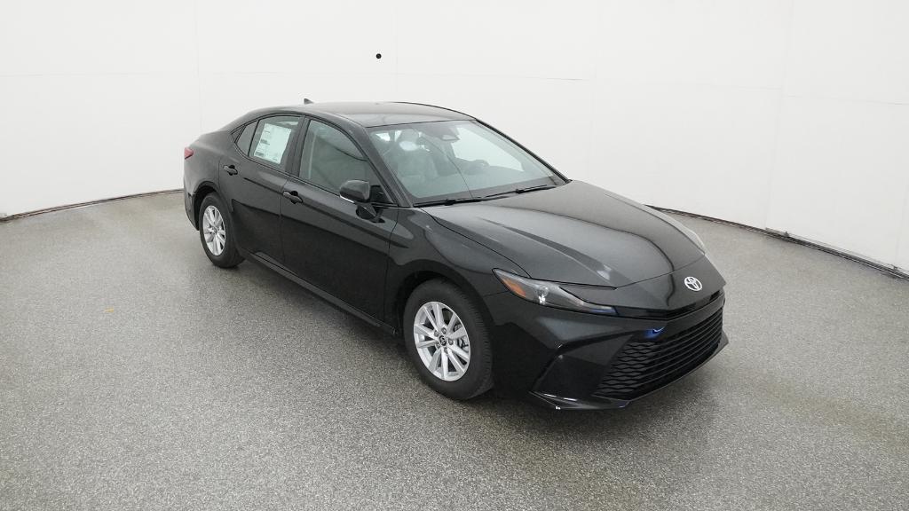 2026 Toyota Camry LE photo 4