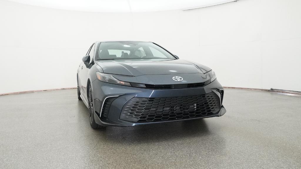 2026 Toyota Camry SE photo 3