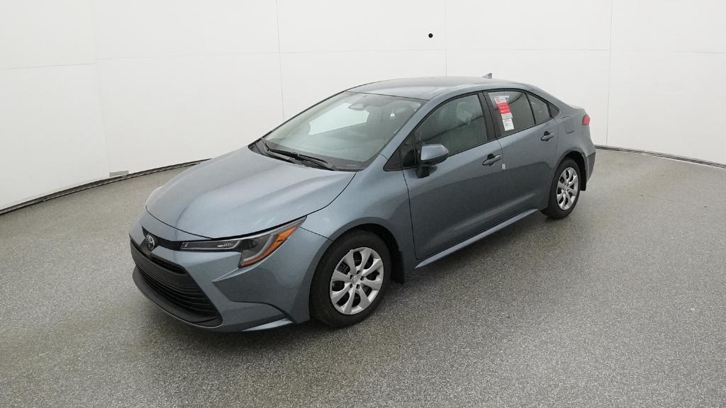 2026 Toyota Corolla LE's photo