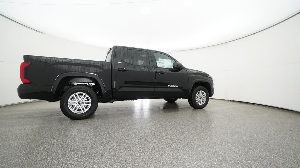 2025 Toyota Tundra SR5 - Photo 4