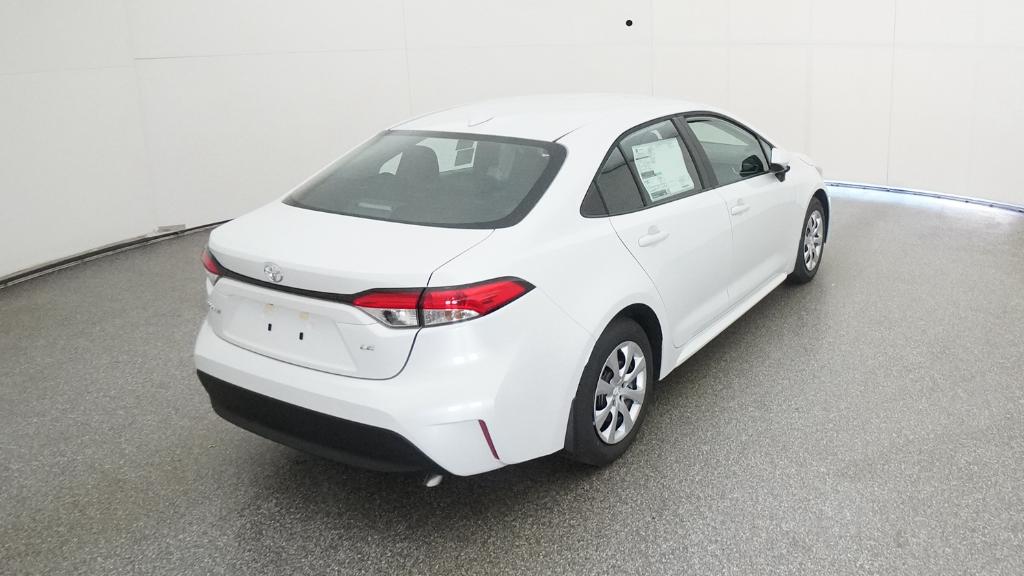 2026 Toyota Corolla LE photo 3