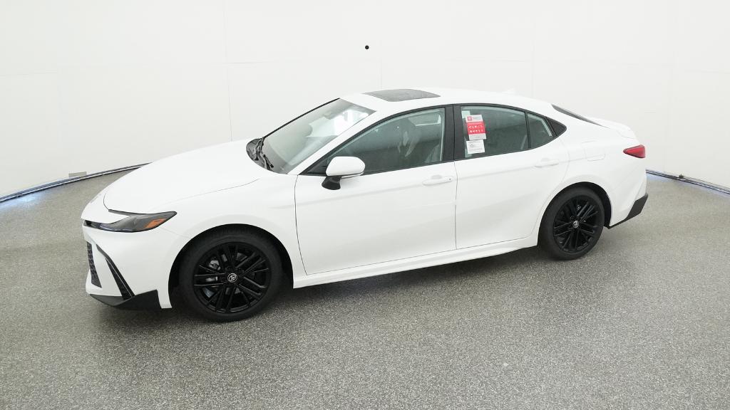 2026 Toyota Camry SE photo 12