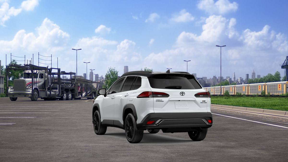 2026 Toyota Corolla Cross XSE - Photo 7