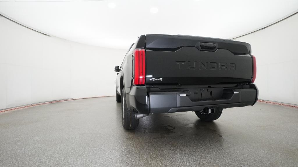 2026 Toyota Tundra SR5 CrewMax photo 4