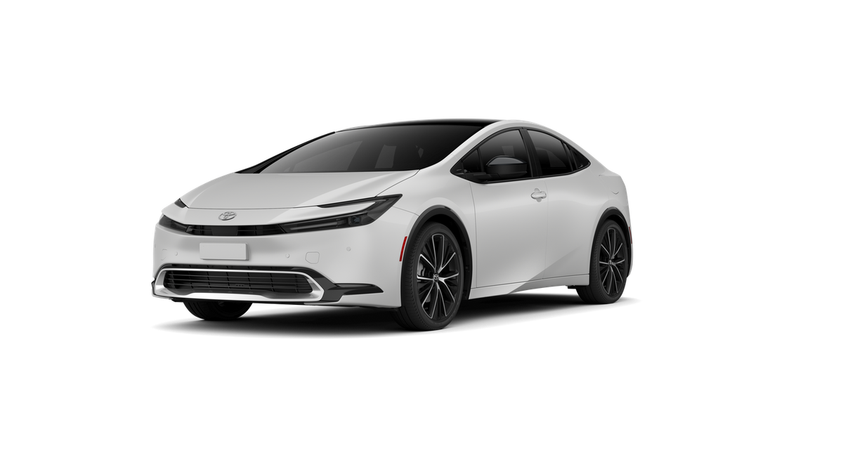2026 Toyota Prius XLE FWD's photo
