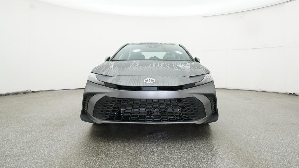 2026 Toyota Camry SE photo 3