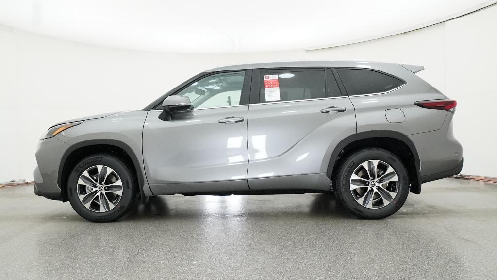 New 2026 Toyota Highlander XLE SUV