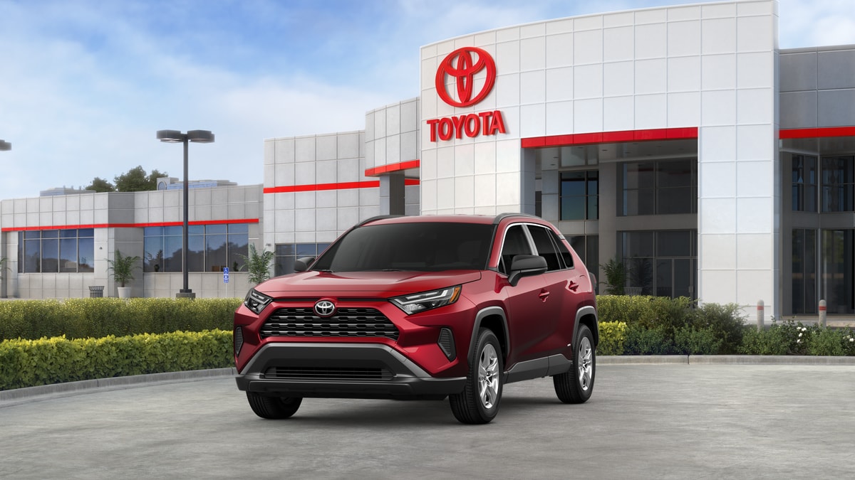 2025 Toyota RAV4 LE's photo