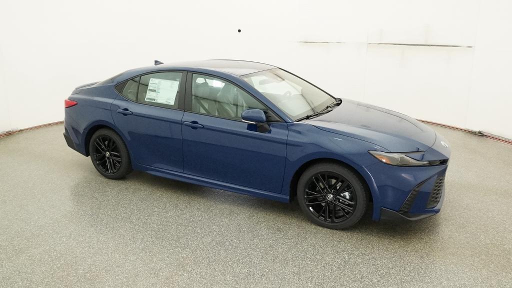 2025 Toyota Camry SE photo 4