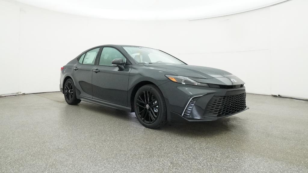 2026 Toyota Camry SE photo 3